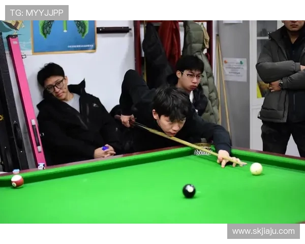 台球技巧与策略全解析 掌握击球精髓提升竞技水平