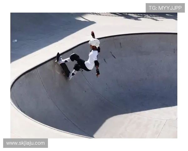 南京滑板队在极限运动会中的个人能力展现与精彩表现分析 南京滑板队在极限运动会中的个人能力展现与精彩表现分析