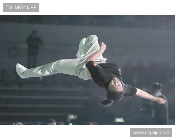 街舞战术解析：深入探讨杭州街舞队的风格与策略创新