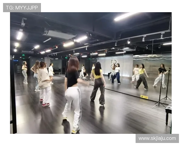 赛后分析：杭州街舞队与南京街舞队个人能力对比与表现评估