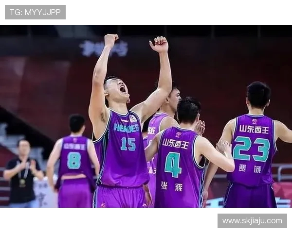 2017年1月4日CBA精彩对决山东队迎战广厦队全场回顾与分析
